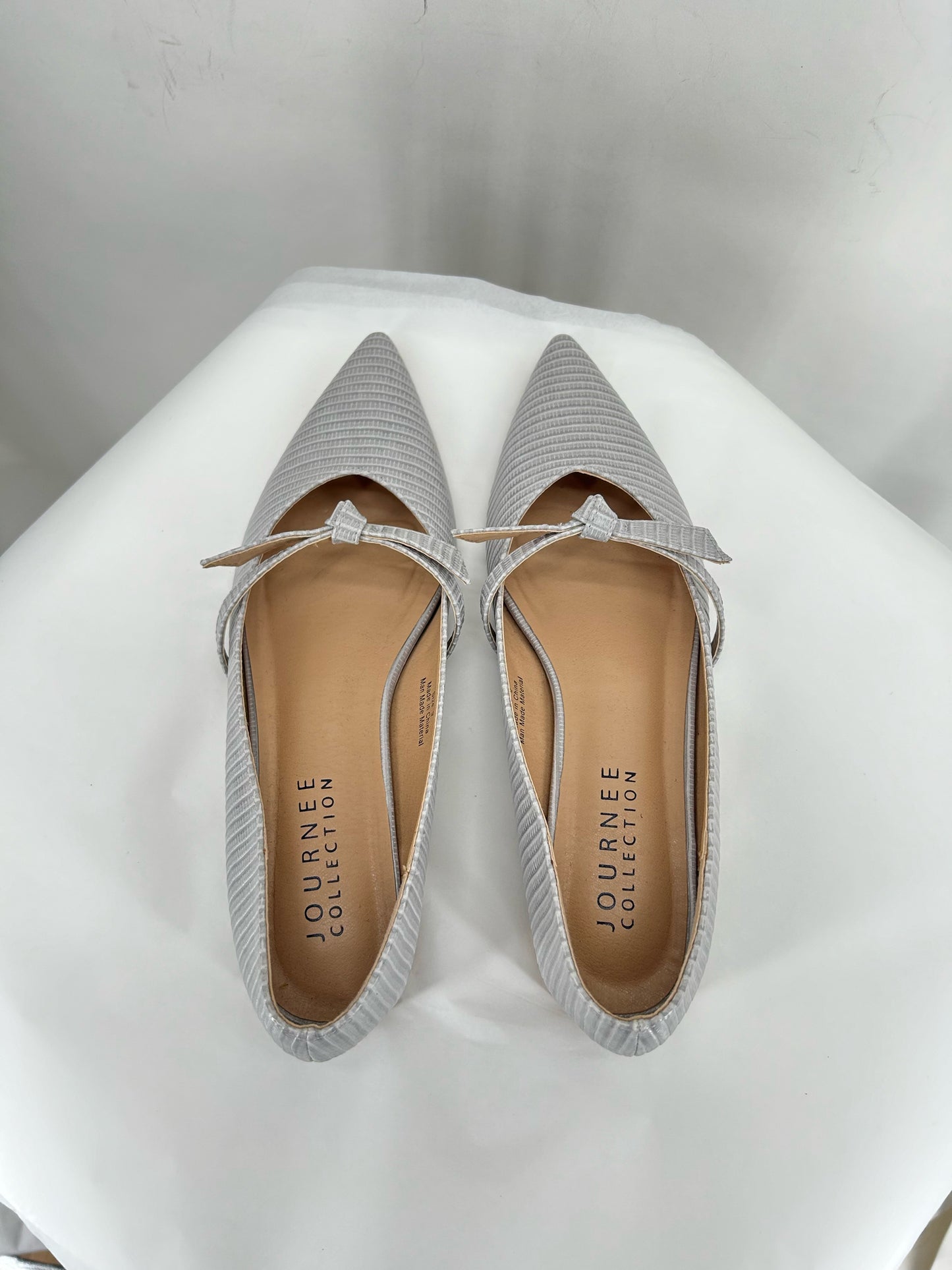 Gray W Shoe Size 9 JOURNEE COLLECTION Flats