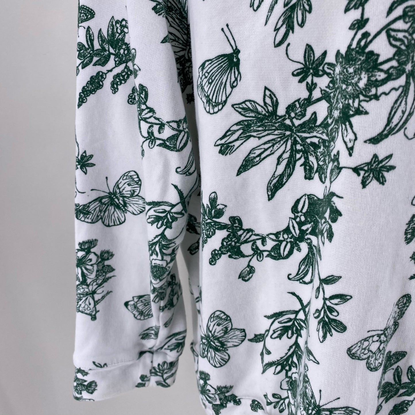 Size 3X TALBOTS FLOWERS Sweatshirt