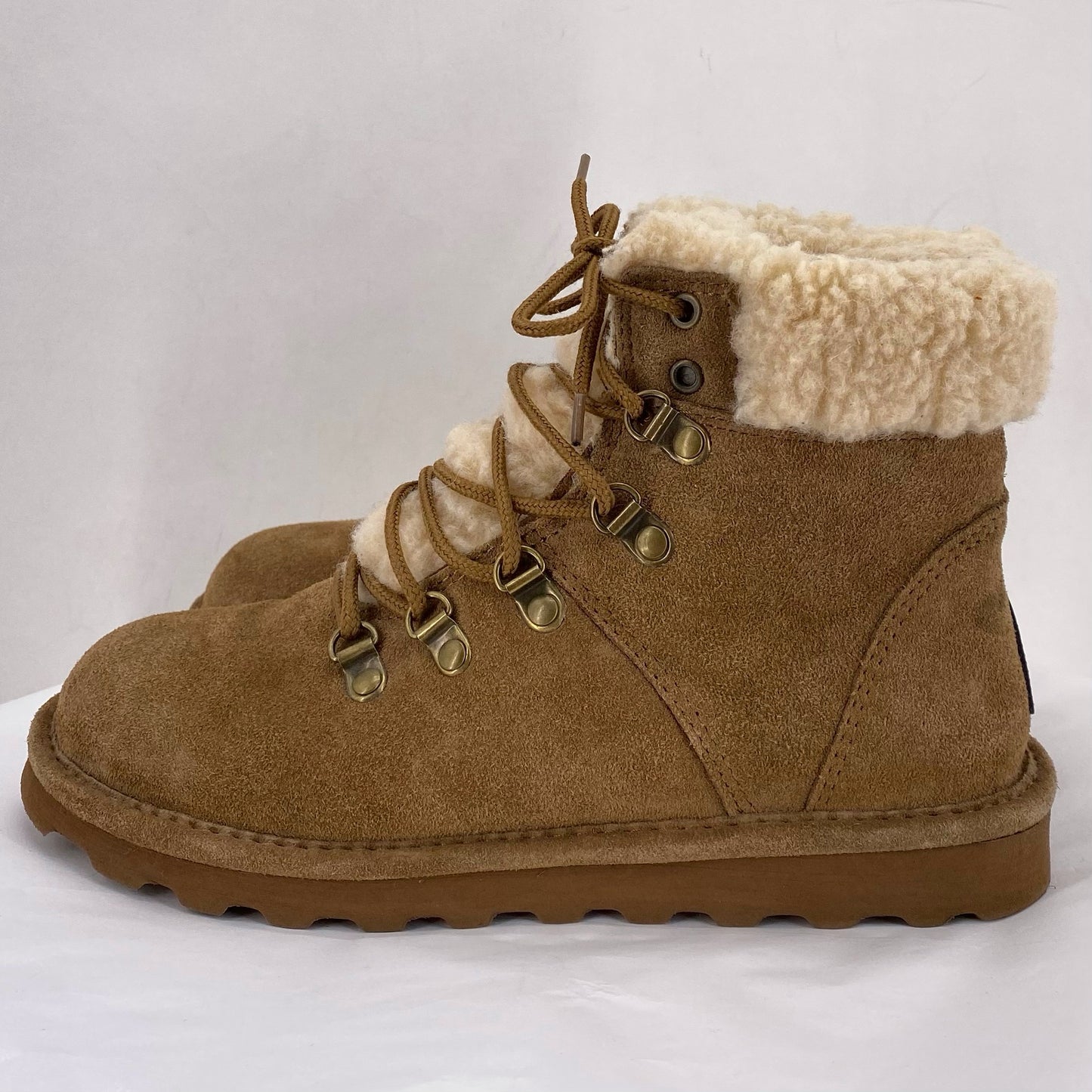 BROWN W Shoe Size 9 BEARPAW Boots