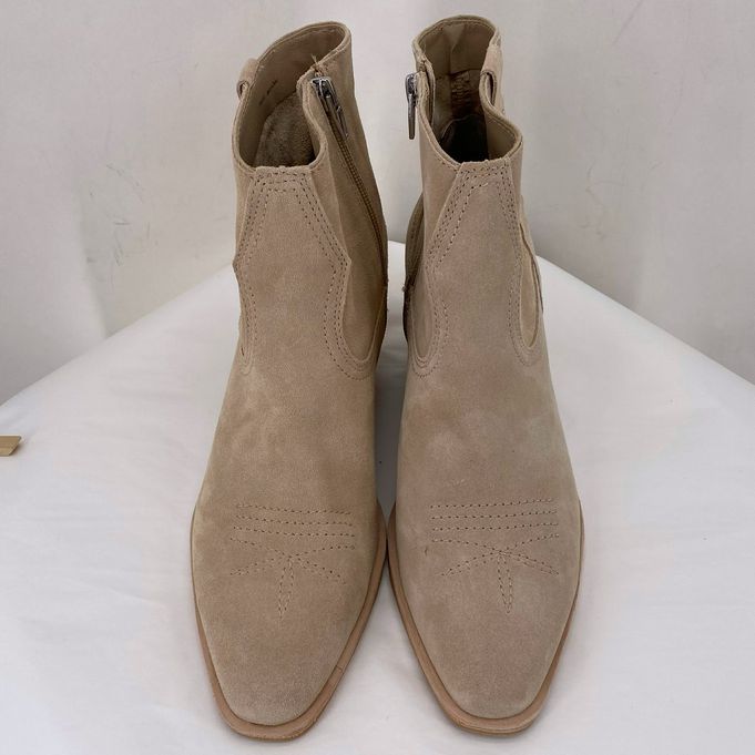 LT TAN W Shoe Size 9.5 DOLCE VITA Boots