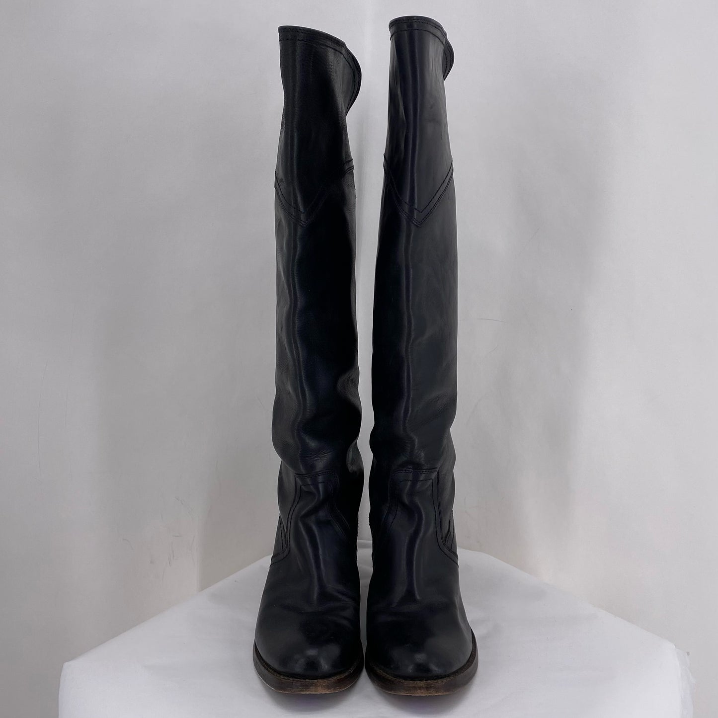 Black W Shoe Size 8 FRYE Boots