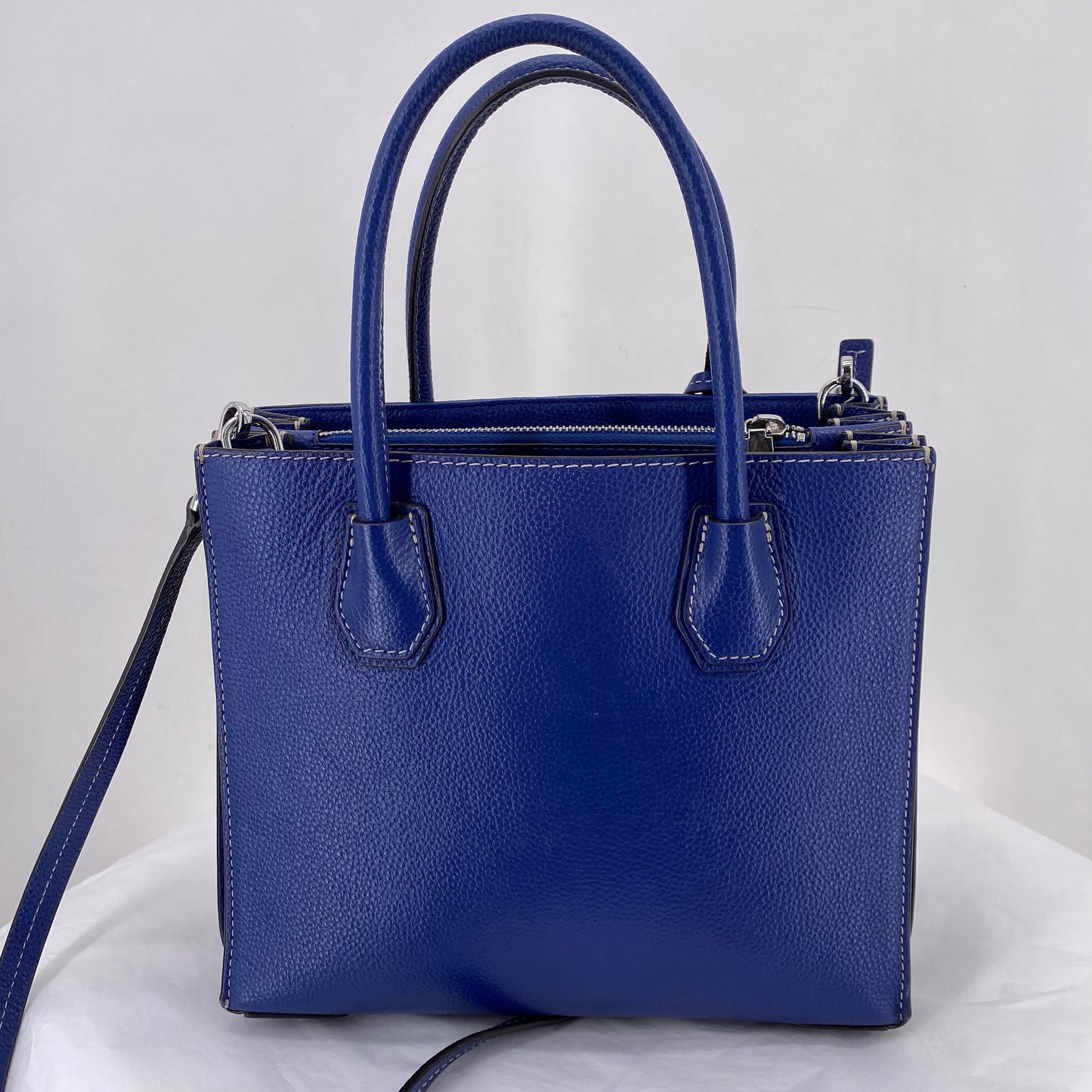 NAVY/CREAM MICHAEL KORS Leather Pebbeled Leather Satchel