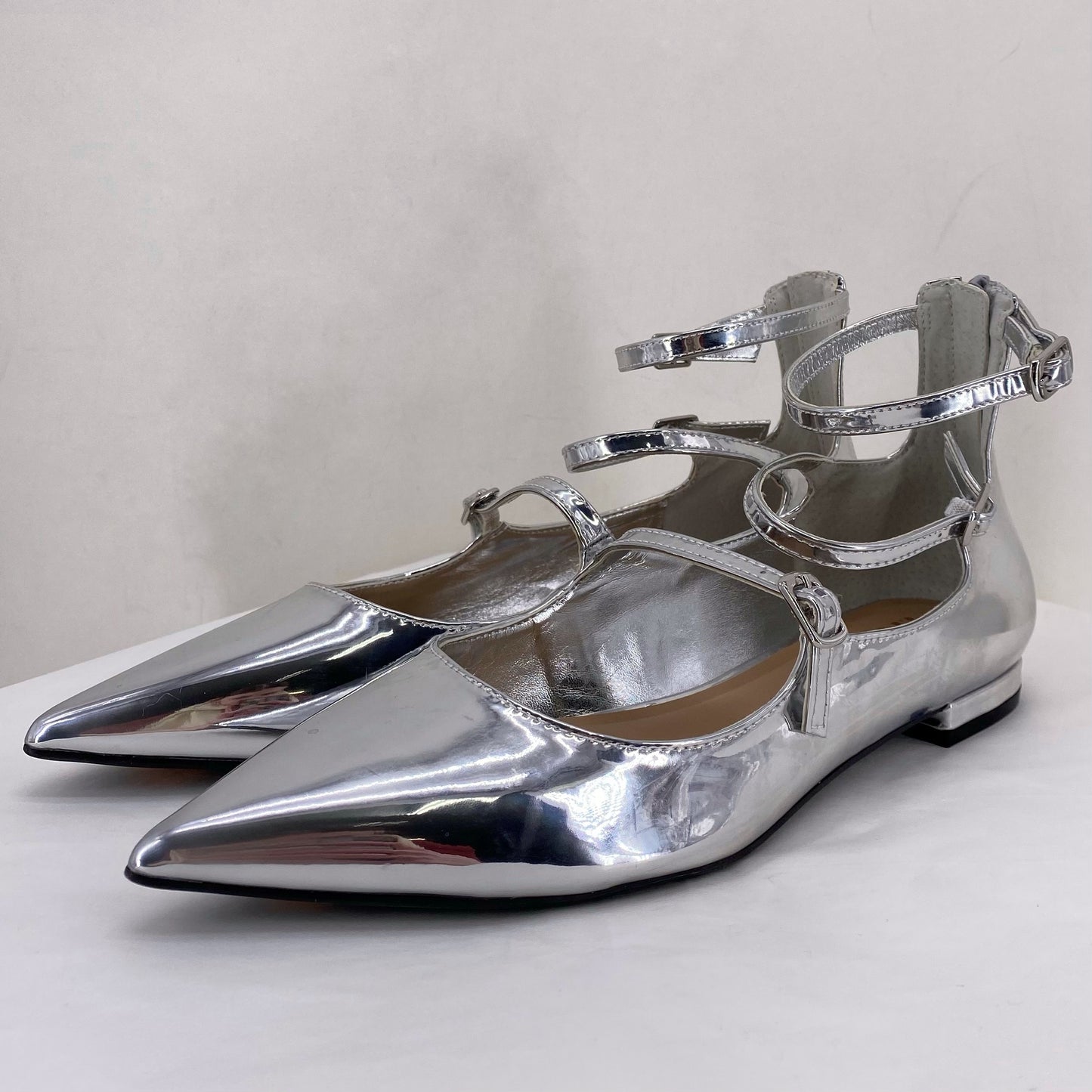 Silver W Shoe Size 8.5 INC Flats