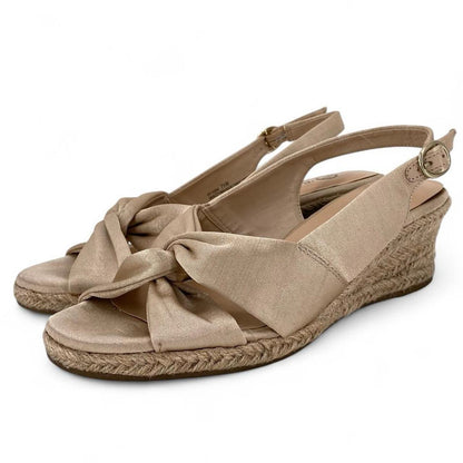 Champagne W Shoe Size 7.5 BELLA VITA Sandals