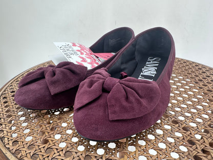 maroon W Shoe Size 9.5 SAM & LIBBY Flats
