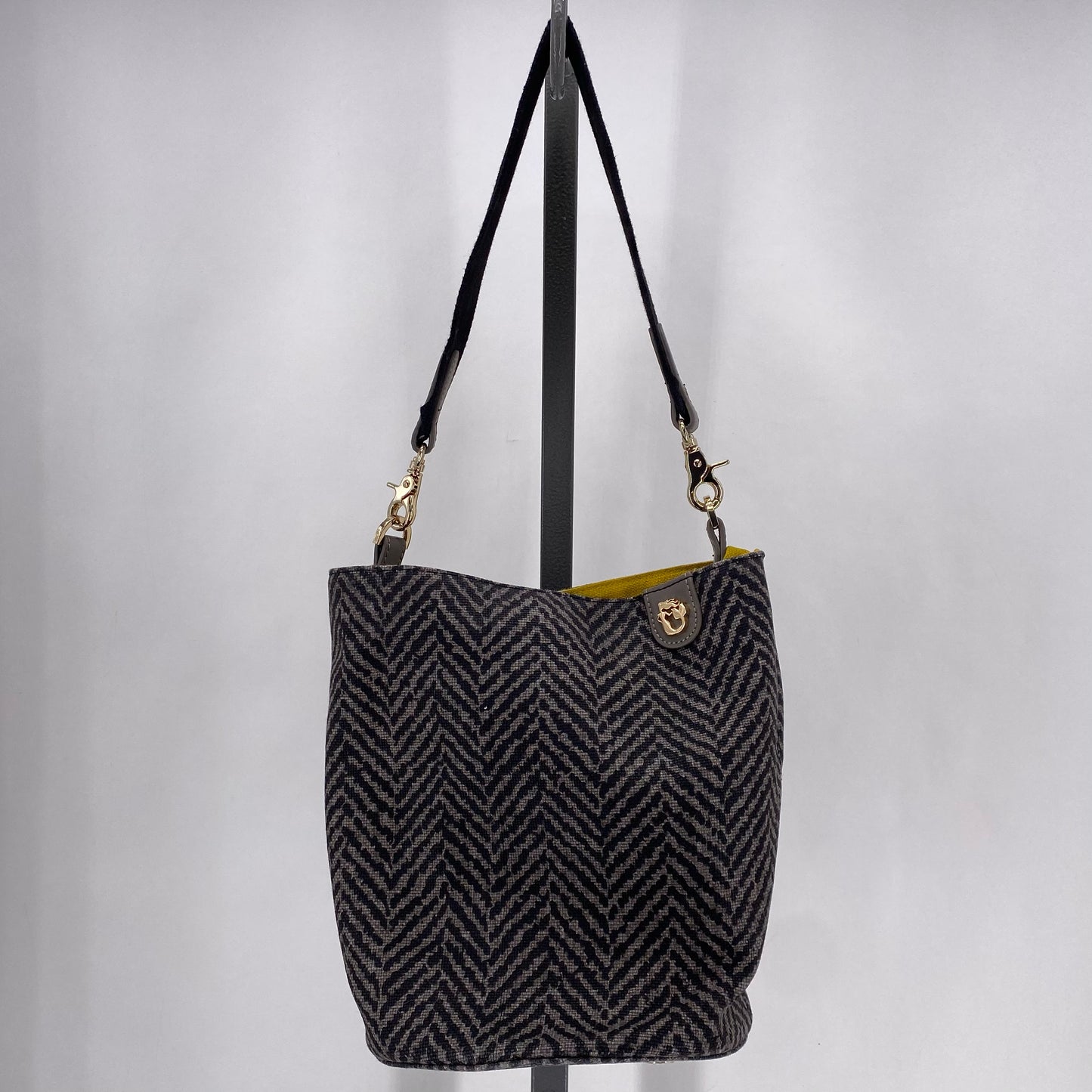 BLACK/BROWN Spartina Shoulder Bag