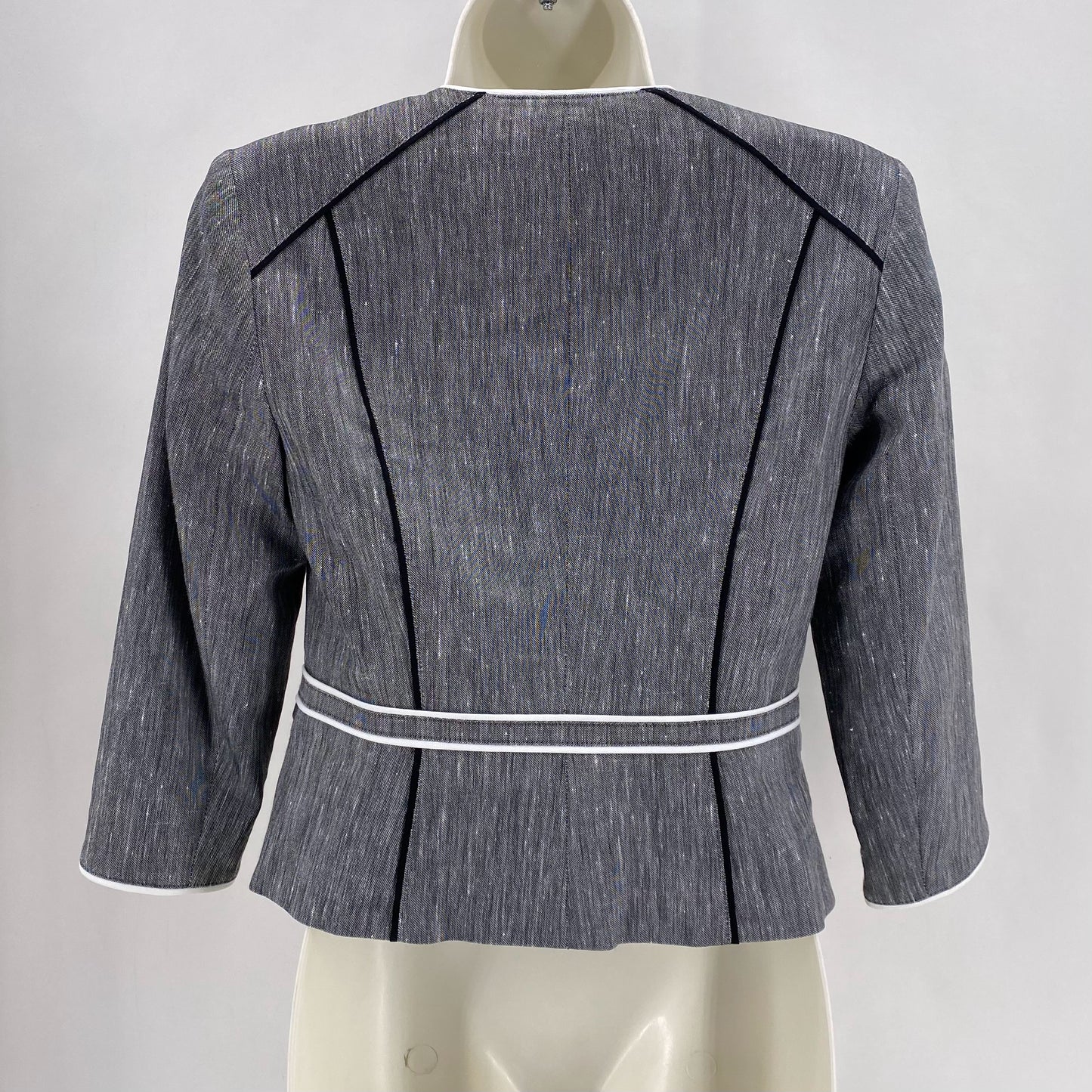 Size 0 WHITE HOUSE BLACK Jacket