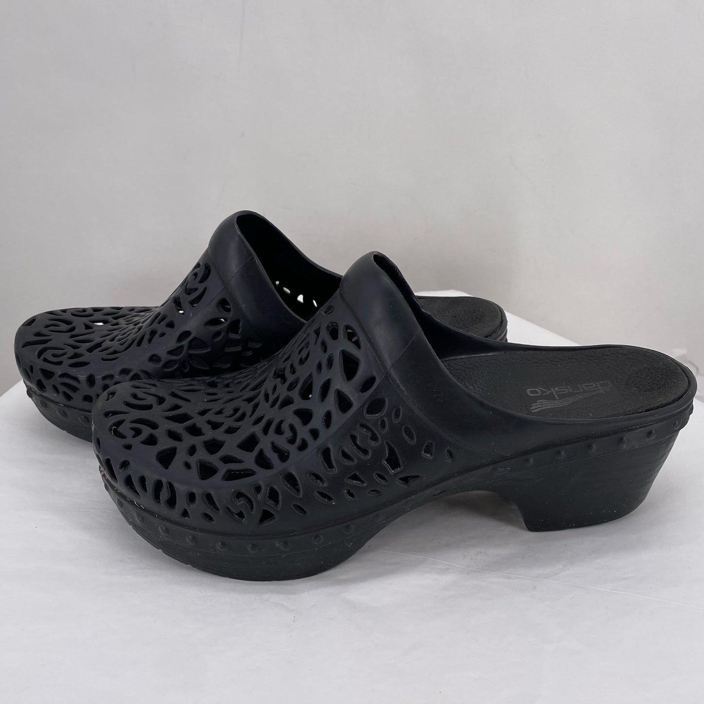 Black W Shoe Size 38 DANSKO Clog