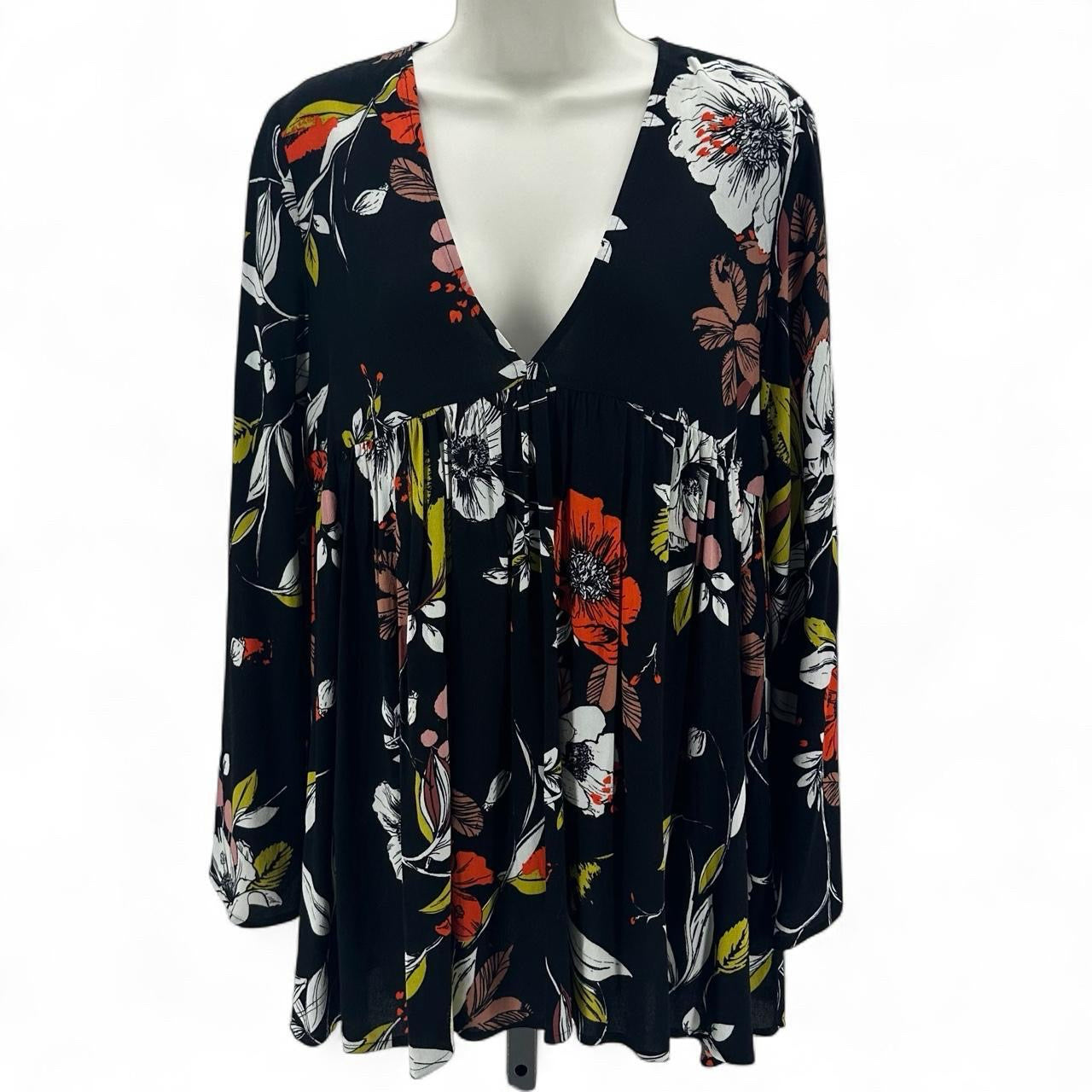 Size S FREE PEOPLE Floral Shirt