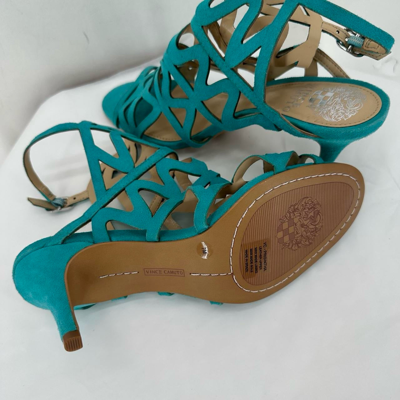 Green W Shoe Size 7 VINCE CAMUTO Heels