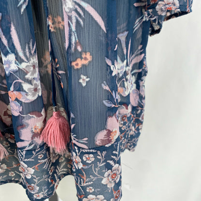 Size M KNOX ROSE Floral Shirt