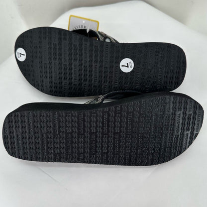 Black W Shoe Size 7 YELLOW BOX Sandals