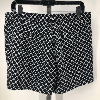Size 10 LIMITED SQUARES Shorts