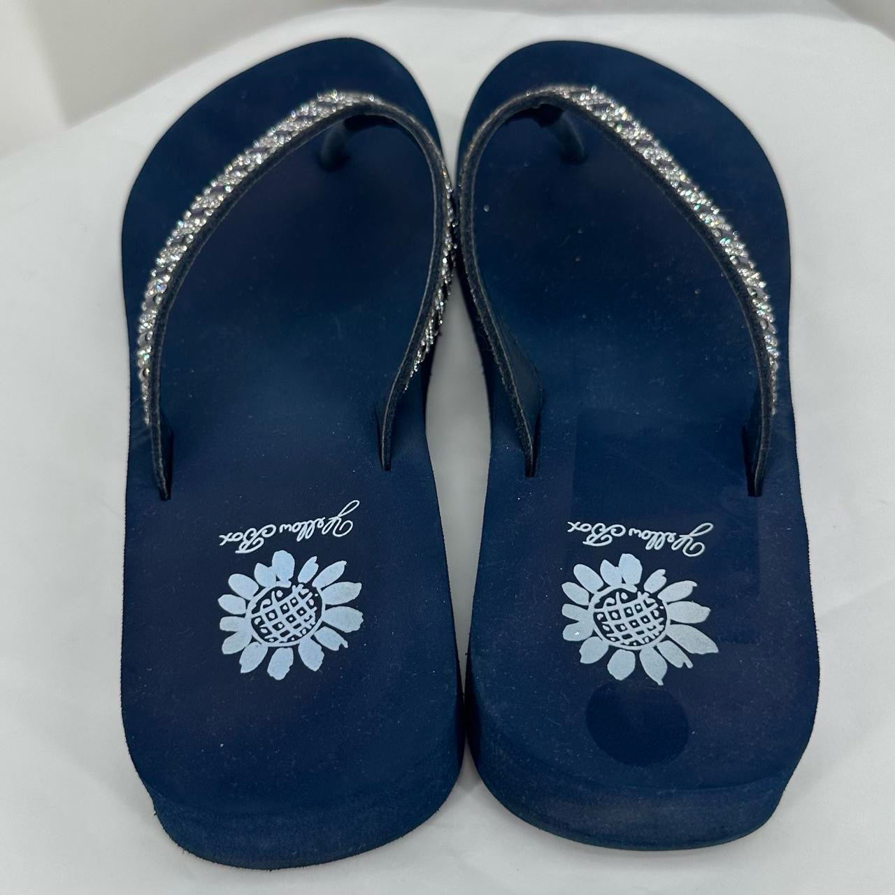 Navy W Shoe Size 6 YELLOW BOX Sandals