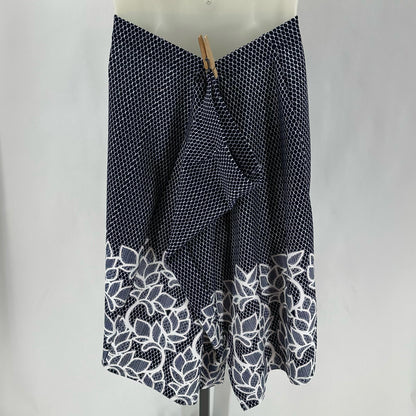 Size 26/28 AVENUE FLOWERS Skirt