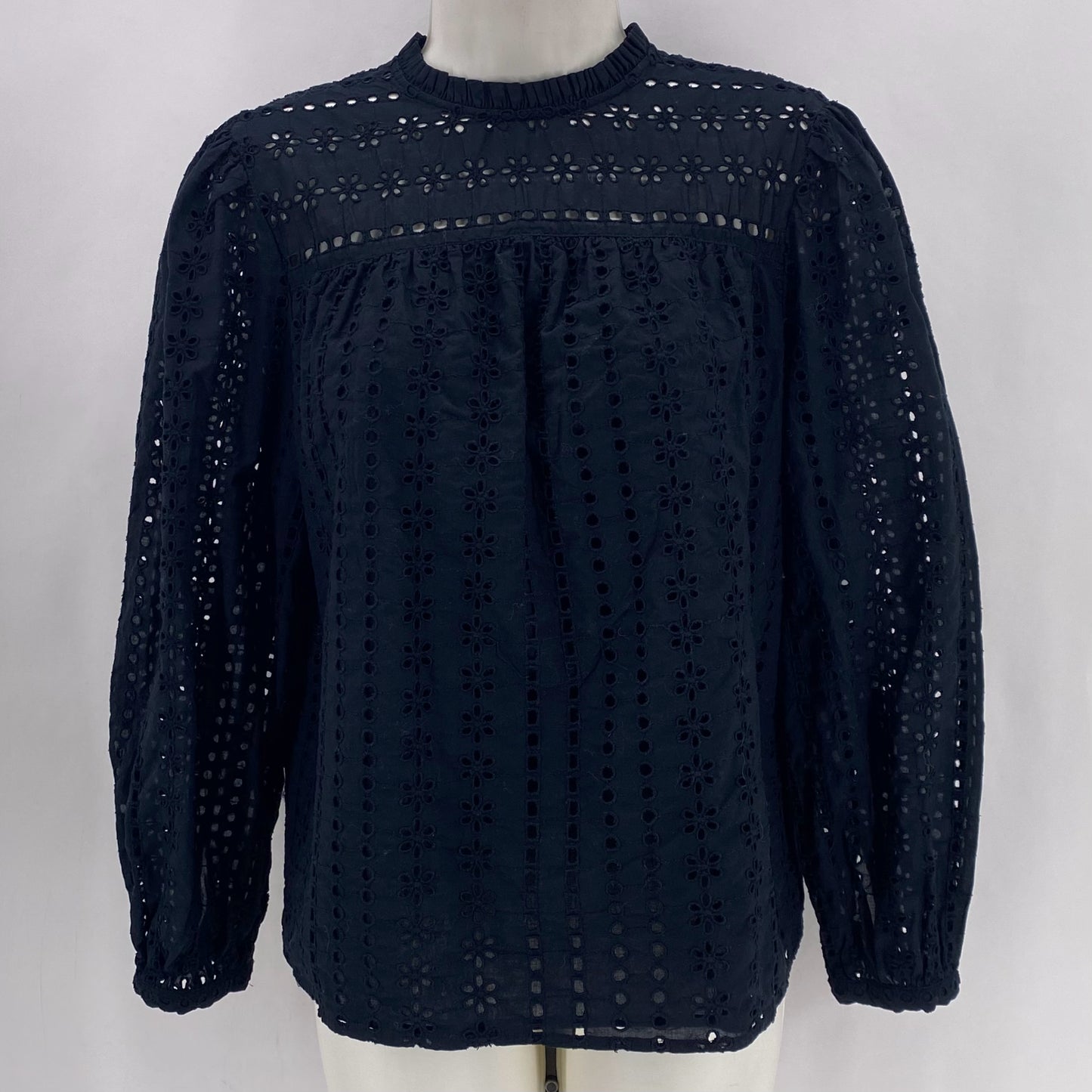 Size M J CREW EYELET Shirt