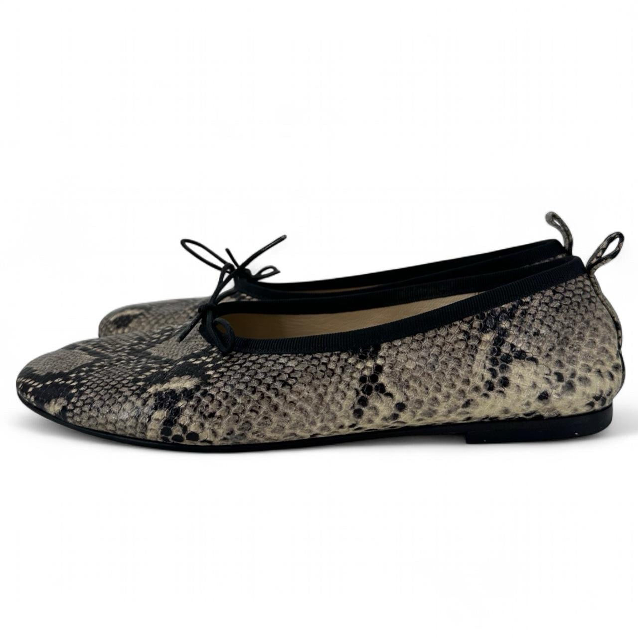 BLACK&CREAM W Shoe Size 6.5 EVERLANE Flats