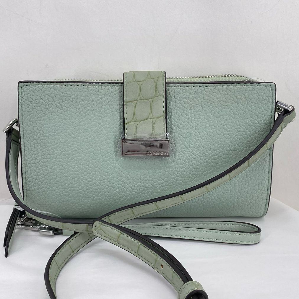 Sage. CALVIN KLEIN Cross-body