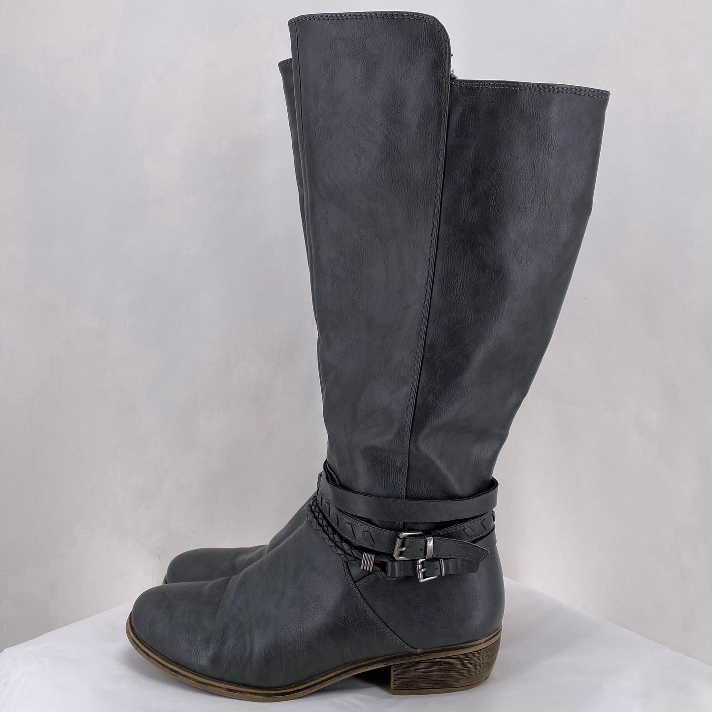 Gray W Shoe Size 10 RAMPAGE Boots