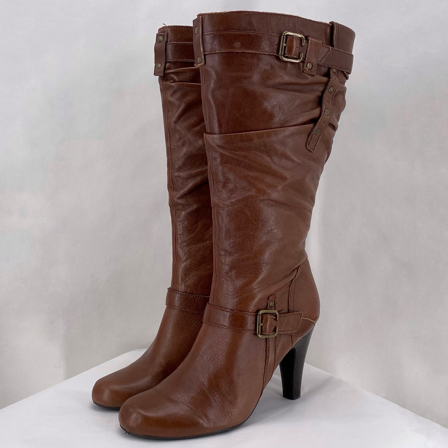 BROWN W Shoe Size 10 GUESS Boots