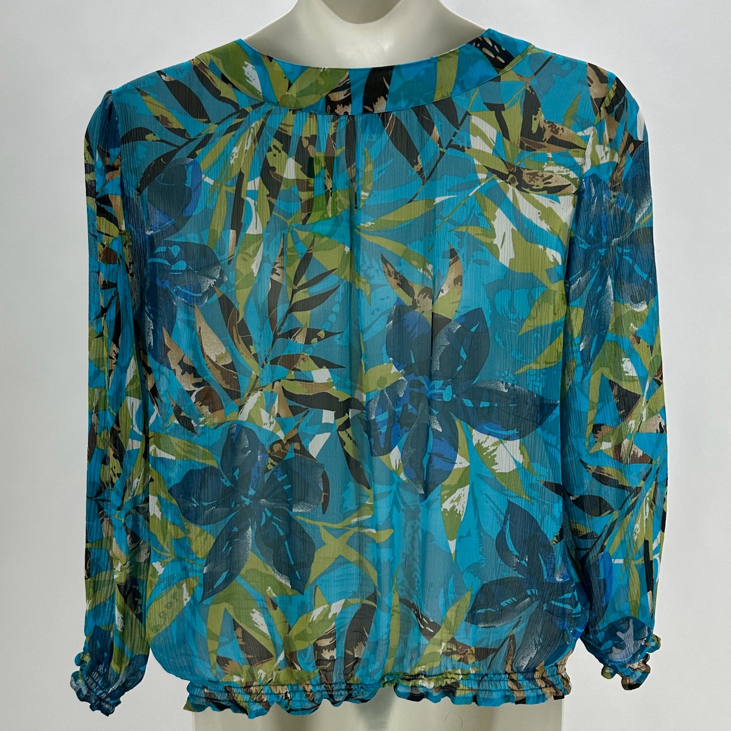 Size 2 CHICO'S FLOWERS Shirt