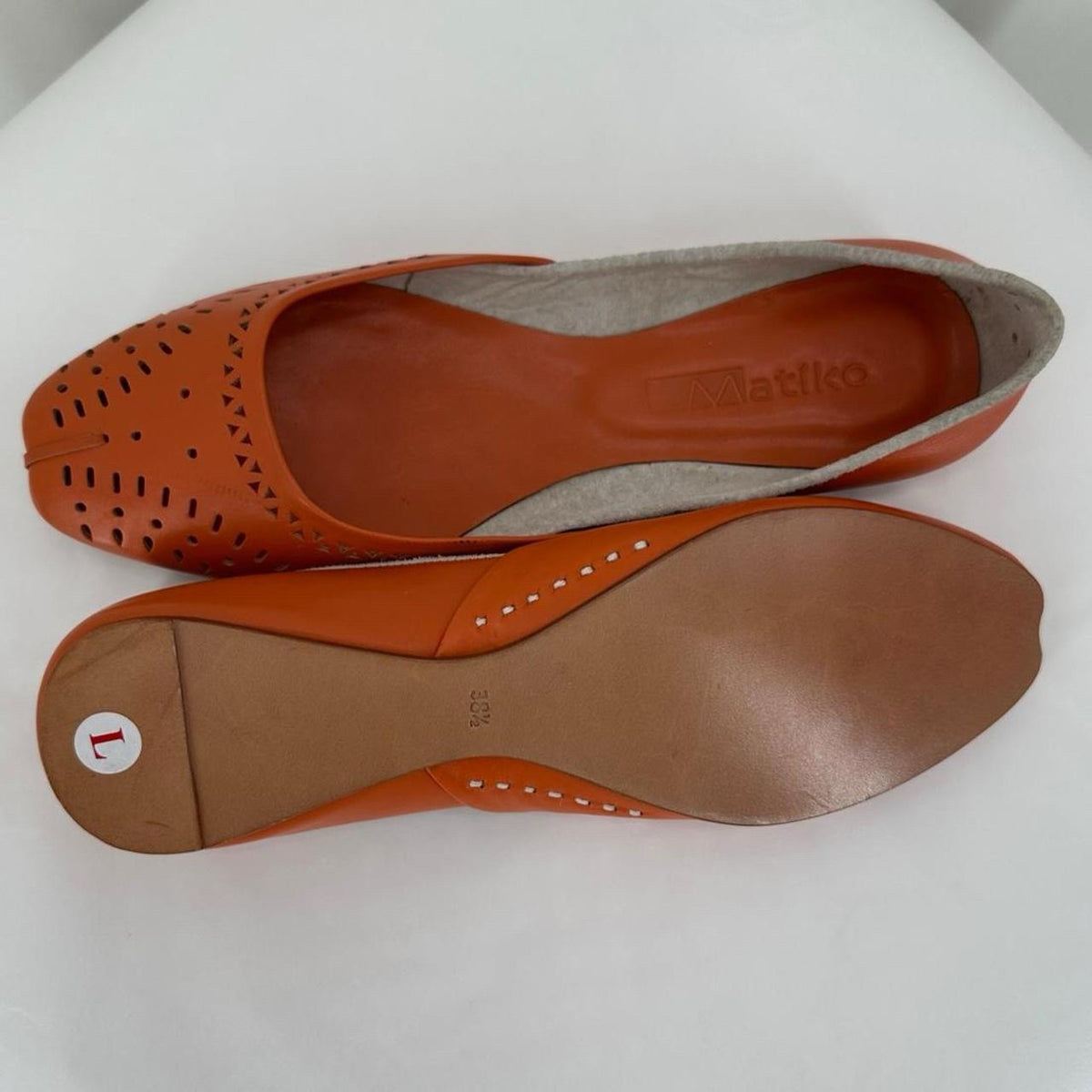 Orange W Shoe Size 38.5 MATIKO Flats