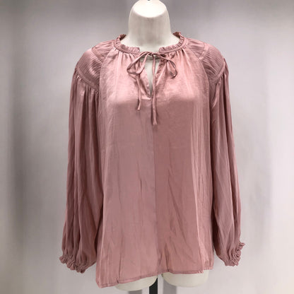 Size M Philosophy Shirt
