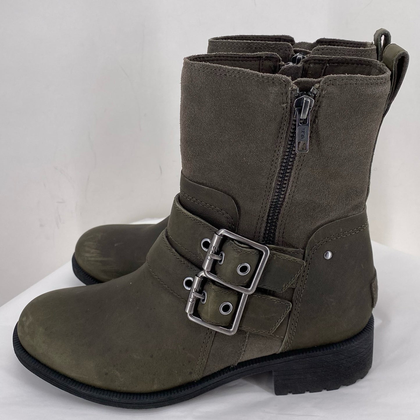 DARK GREEN W Shoe Size 7.5 UGG Boots