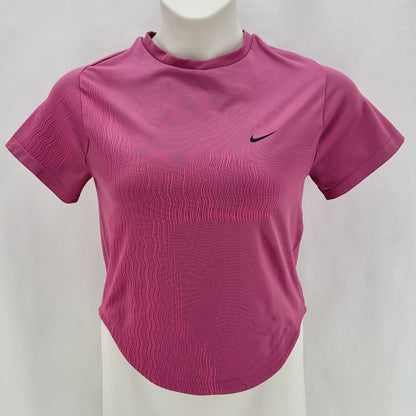 Size XL NIKE Athletic Wear