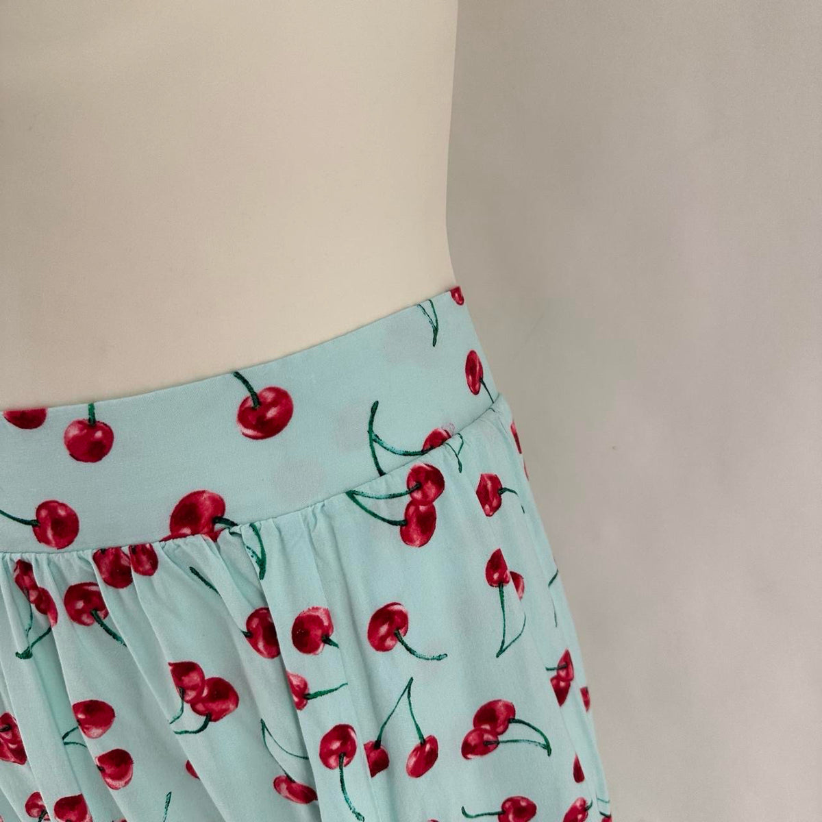 Size 1 RETRO DOLL CHERRIES Skirt