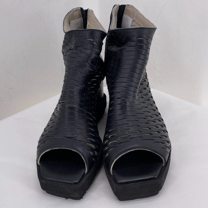 Black W Shoe Size 38 Sandals