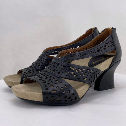 Black W Shoe Size 7 EARTHIES Pumps