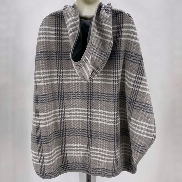 Size S/M Rachel Zoe Plaid PONCHO