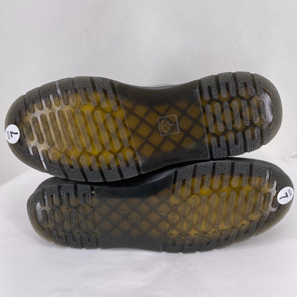 Black W Shoe Size 7 DR. MARTENS Boots