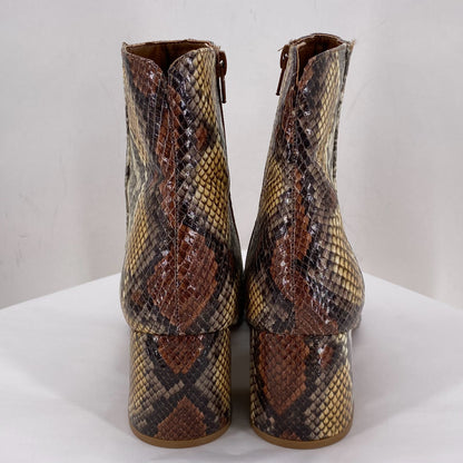 Multi-Color W Shoe Size 8 CHINESE LAUNDRY Boots