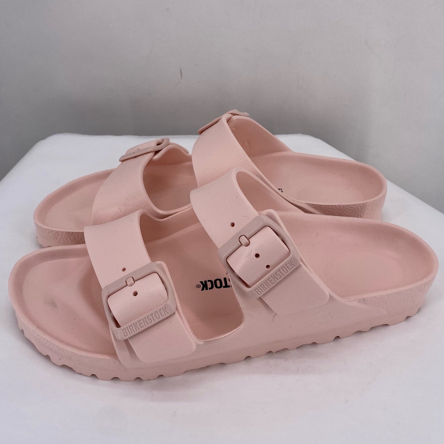 Peach W Shoe Size 8 BIRKENSTOCK Sandals