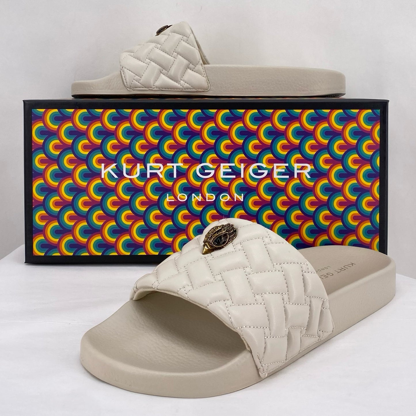 W Shoe Size 8.5 KURT GEIGER Sandals
