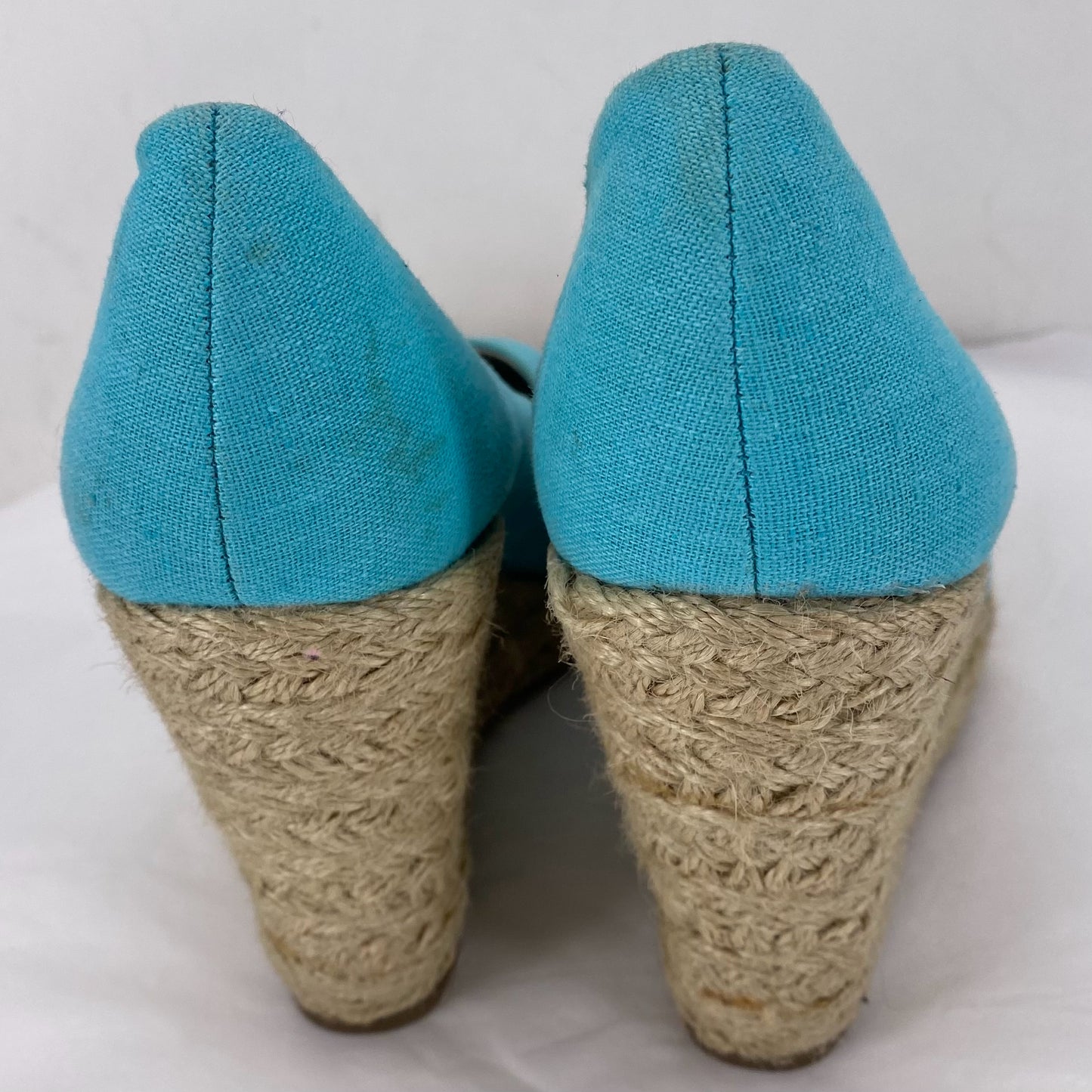 Mint Green W Shoe Size 8.5 BCBG GENERATION Wedge