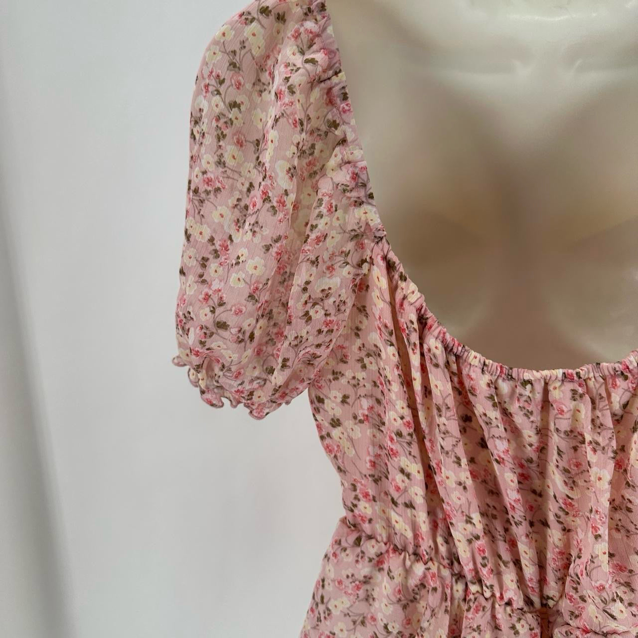 Size L INSPIRED HEARTS FLOWERS Shirt