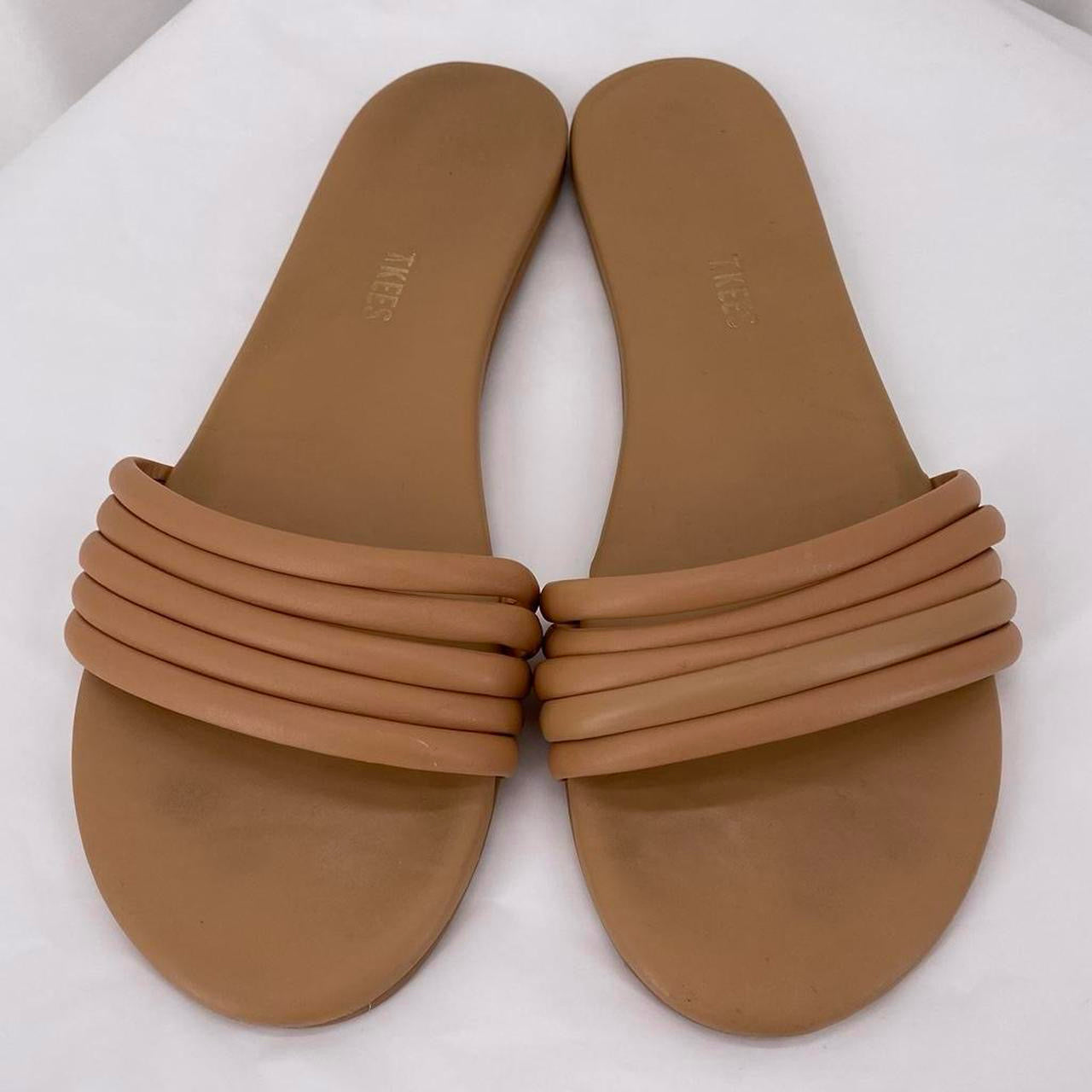 Taupe W Shoe Size 10 Sandals