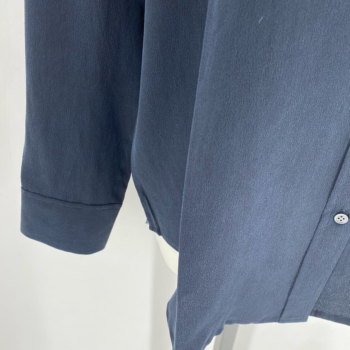 Size 8 EVERLANE Silk Shirt