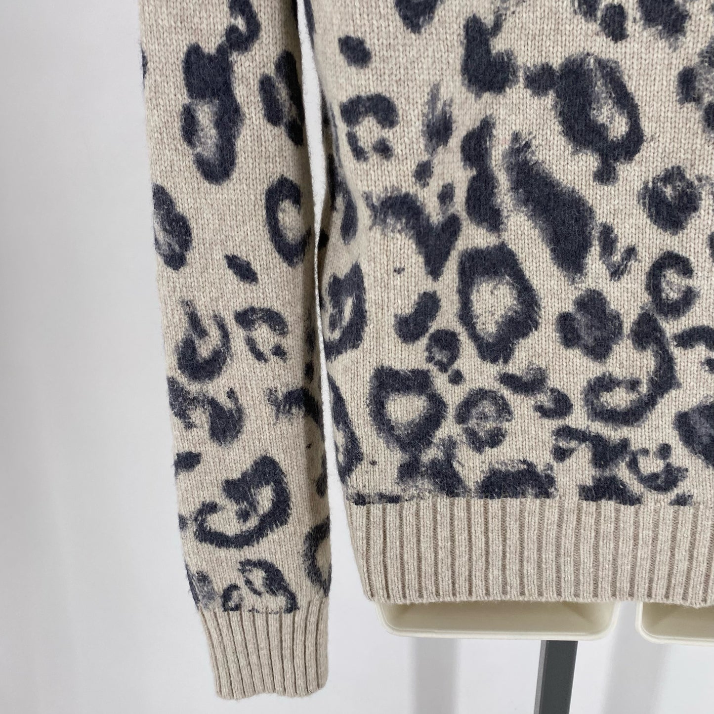 Size S PAM & GELA LEOPARD Sweater