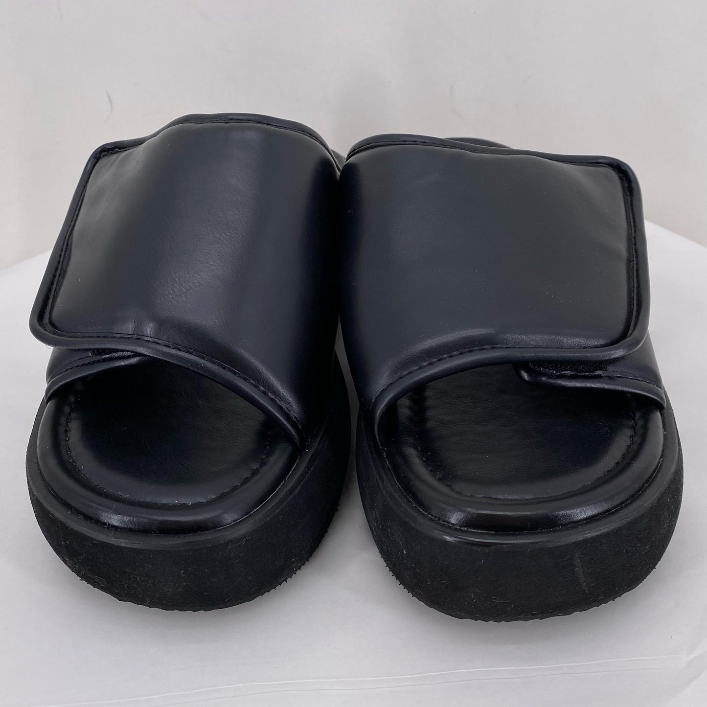 Black W Shoe Size 8 OAK + FORT Sandals
