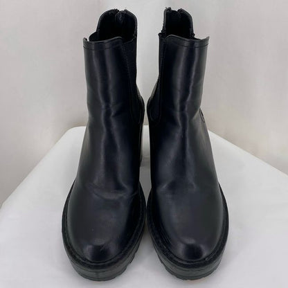 Black W Shoe Size 8.5 MADDEN GIRL Boots