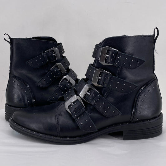 Black W Shoe Size 7.5 STEVE MADDEN shooties/booties