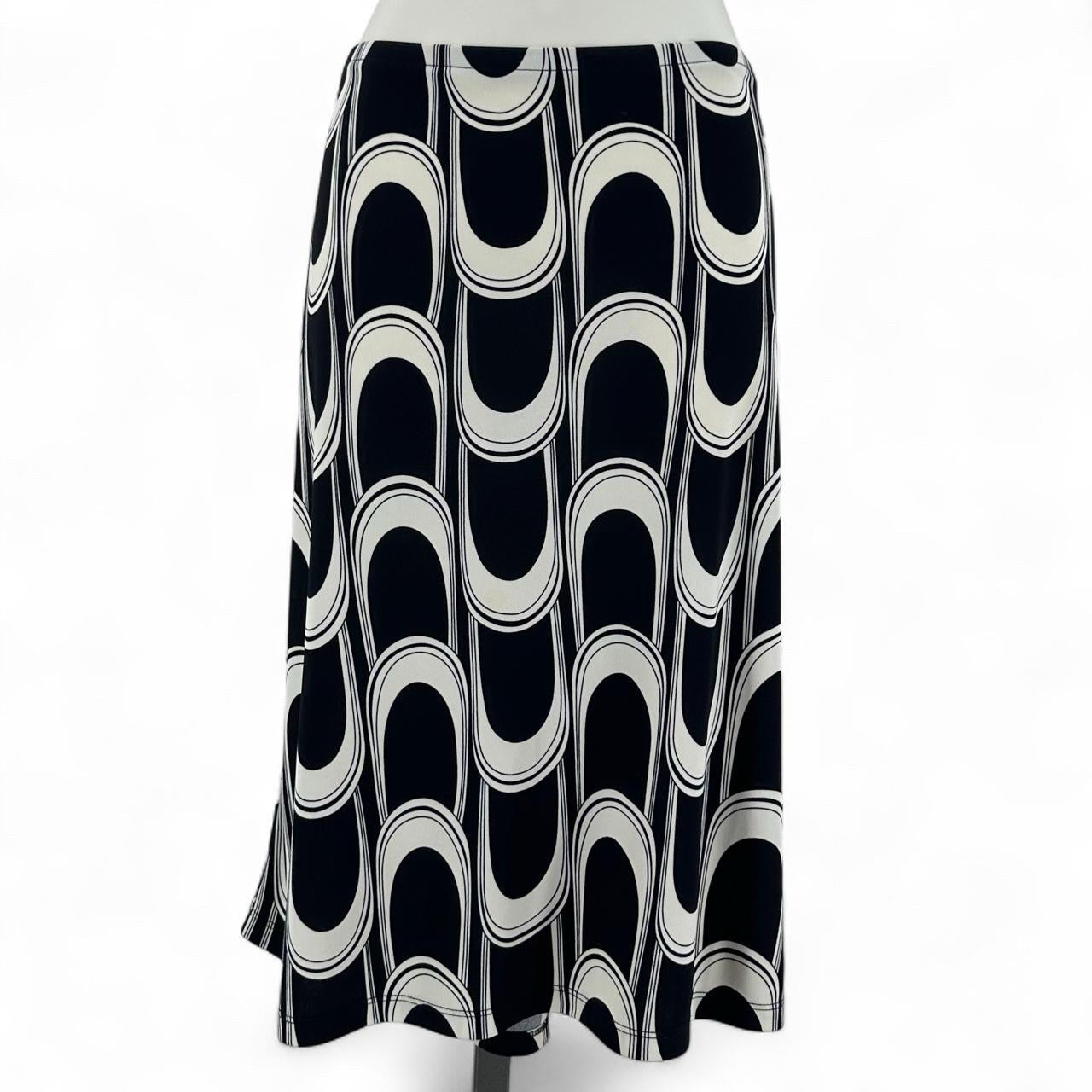 Size M NEW YORK & CO Skirt