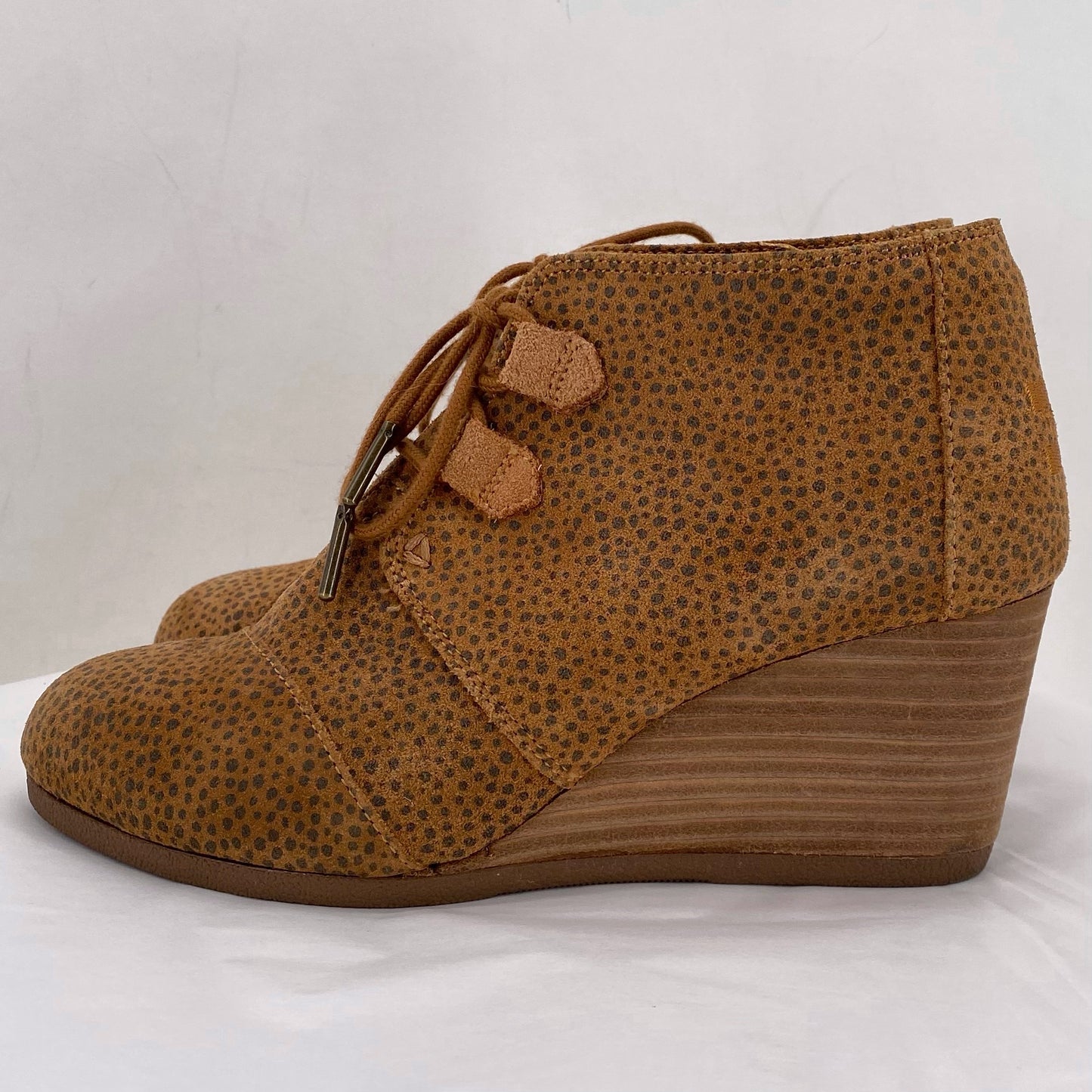 Caramel W Shoe Size 8 TOMS Wedge