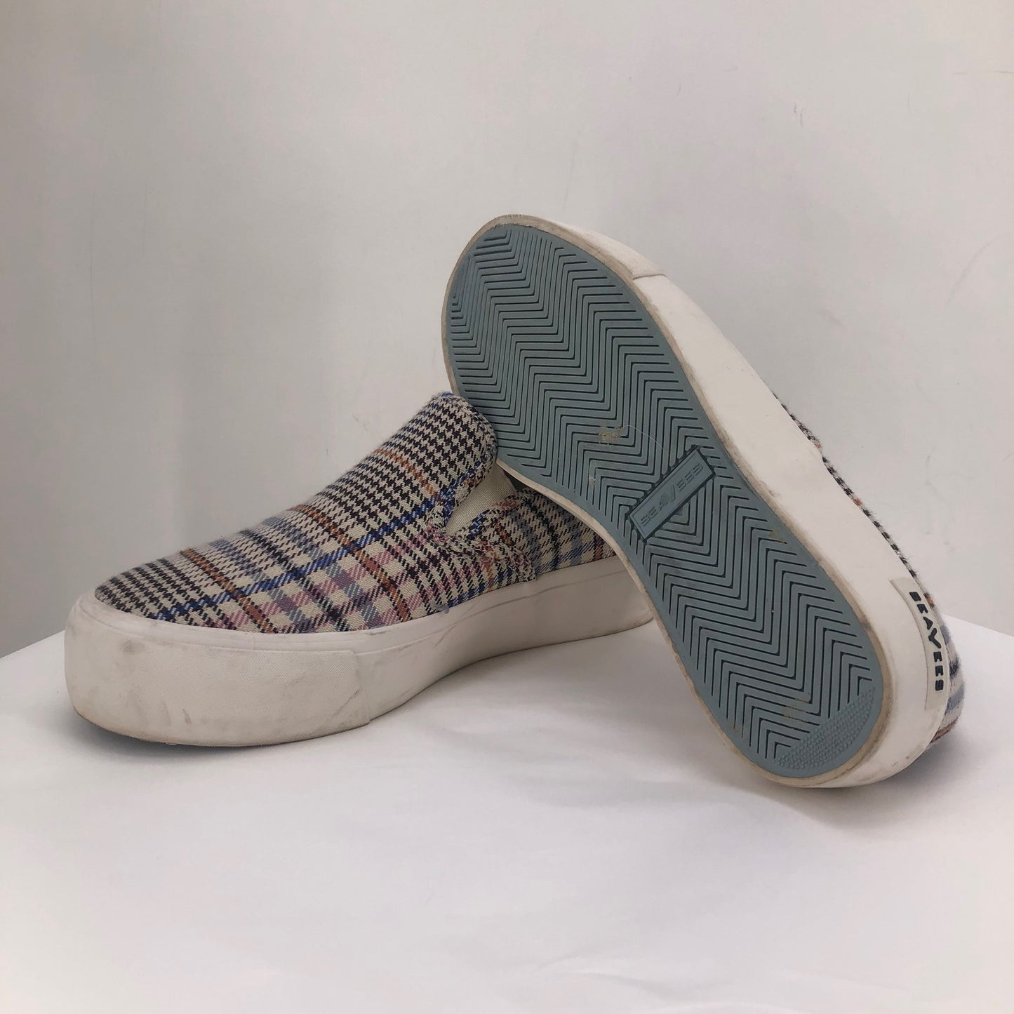 BROWN/TAN W Shoe Size 8 SEAVEES Flats