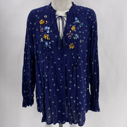 Size 5 VANESSA VIRGINIA Shirt