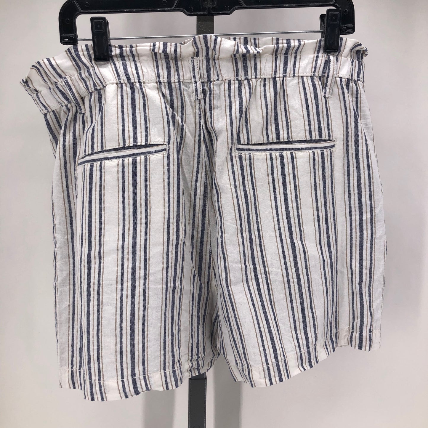 Size L ANA Stripe Shorts